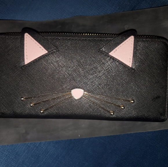 Wallet - Picture 4 of 4